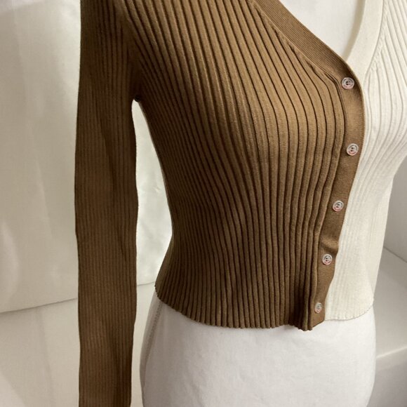 Tommy Hilfiger Womens Two-Tone Ribbed Knit Button-Up Cardigan Tan/White size S - Picture 2 of 9
